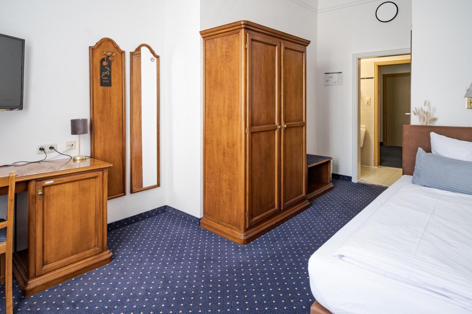 Hotel Goldener Hirsch Kaufbeuren Værelse billede